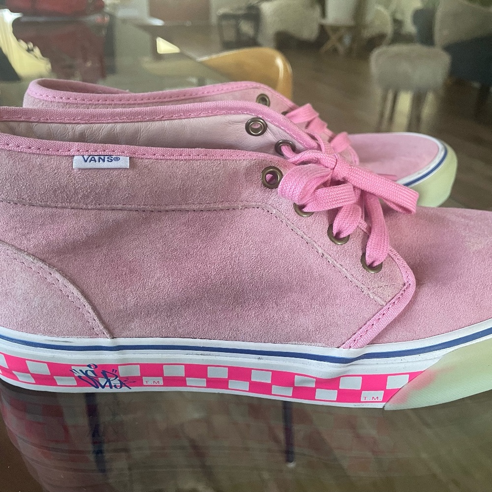 JSP VANS VAULT CHUKKAS PINK